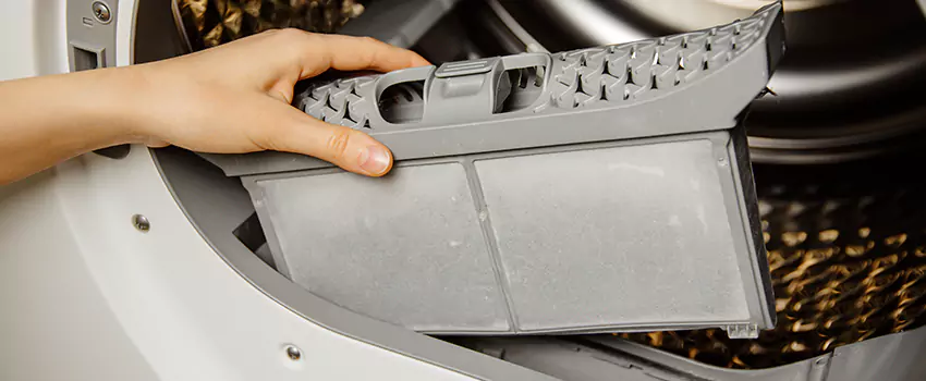 Signs Of A Clogged Dryer Lint Trap in Los Osos, California